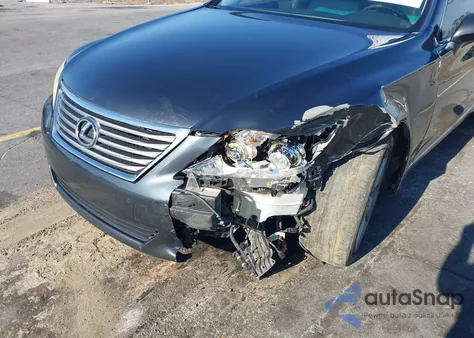 2011 Lexus Ls 460 z USA, uszkodzony, nr VIN JTHBL5EF7B5107903